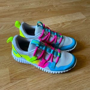 Girls New balance sneakers